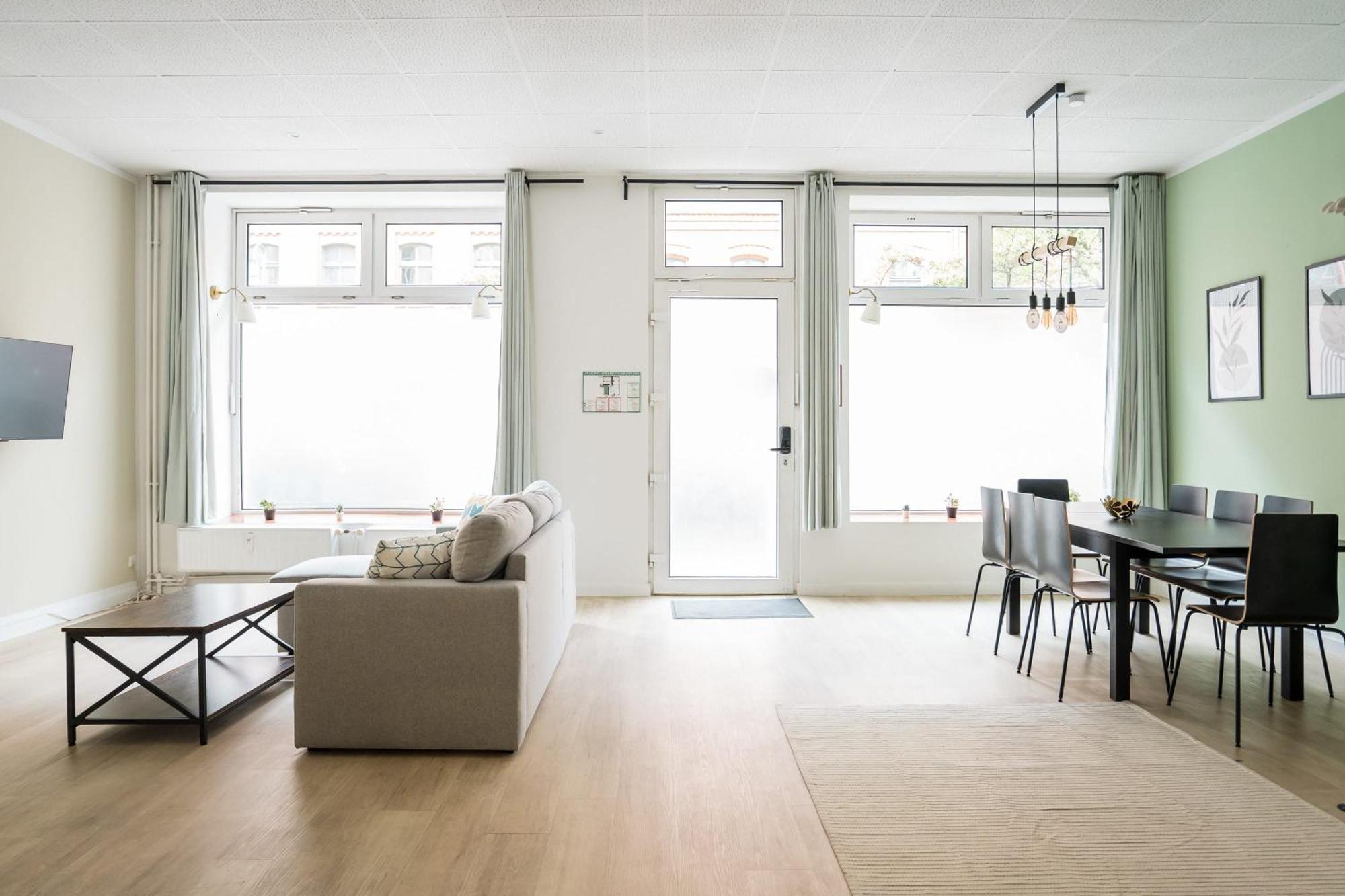 Spacious Family Apartment With 2 Bedrooms Berlijn Buitenkant foto